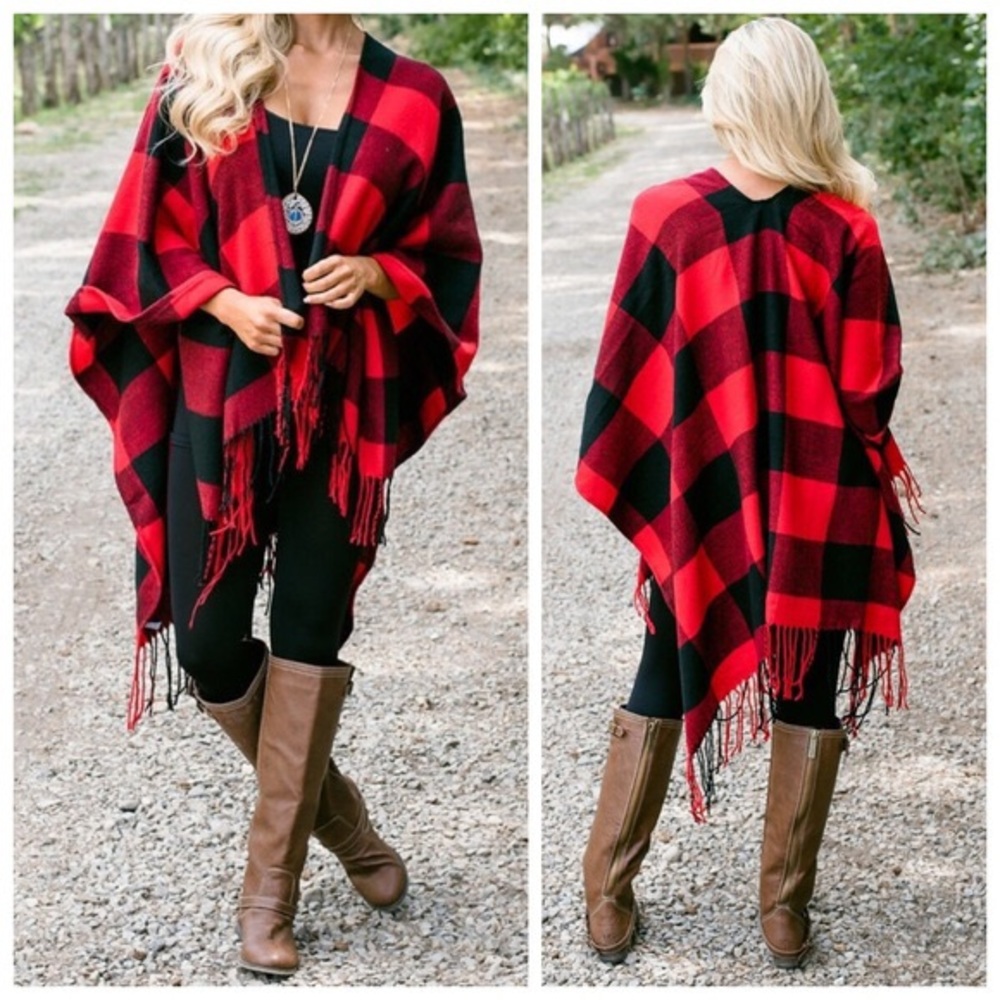 Last 1 New Cozy Soft Chic Plaid Fringe Poncho - Picture 6 of 10